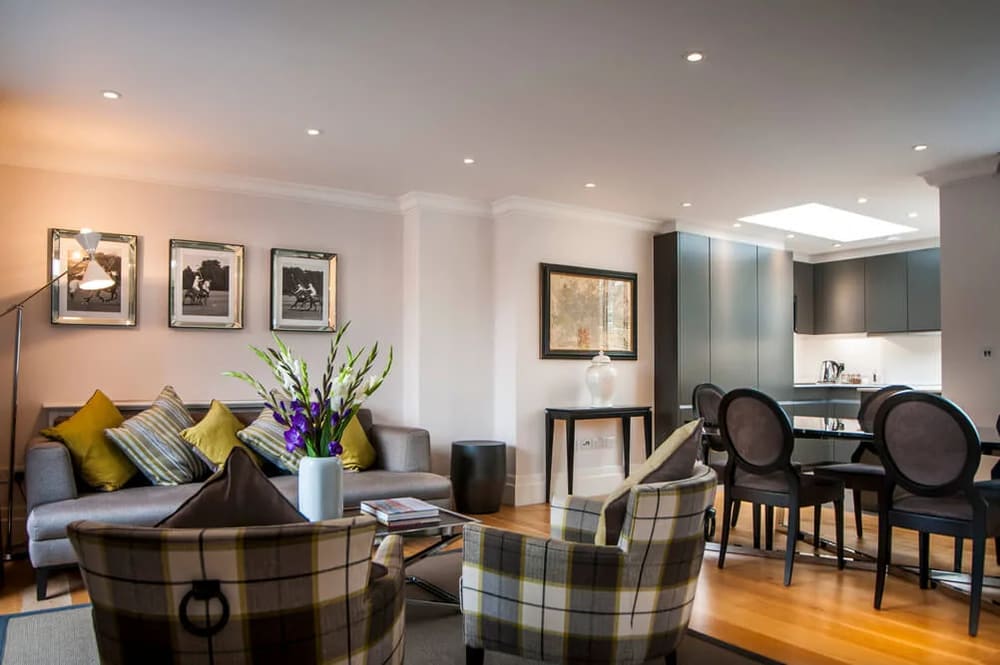 Lees Place, Mayfair: Living room, photo 1