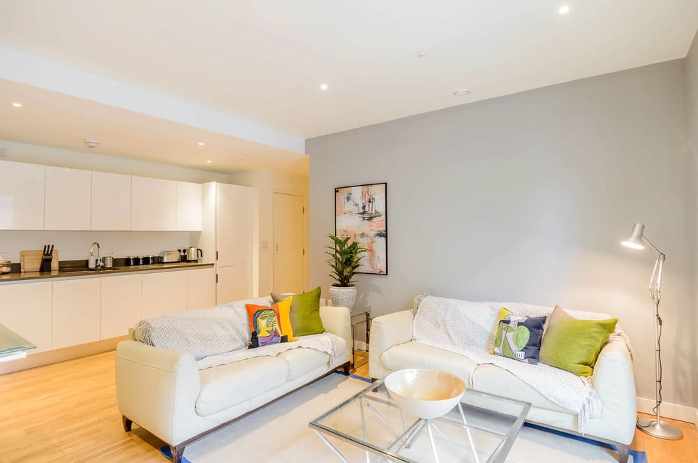 Howick Place, Pimlico: Bedroom in a two-bedroom apartment, photo 1