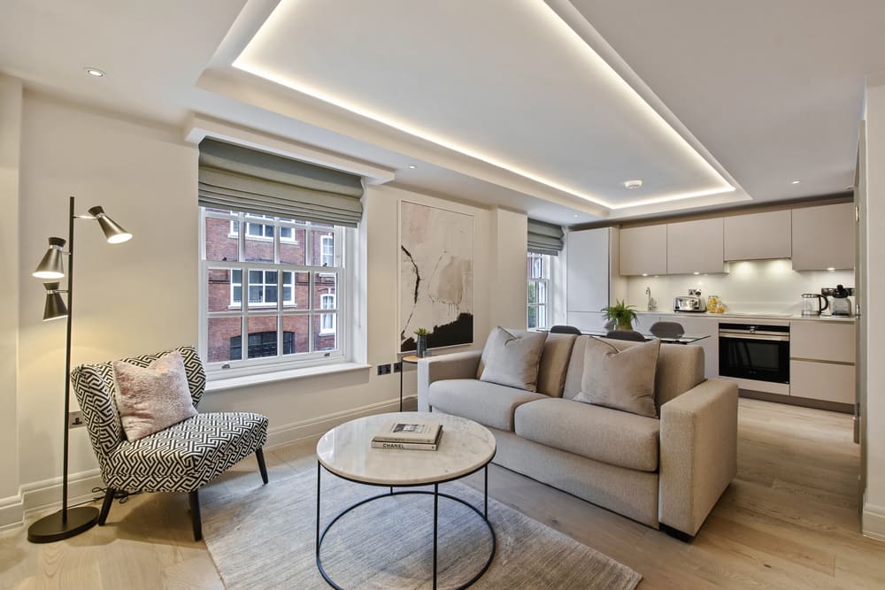 The Westminster Apartments, Victoria: Living room, photo 1