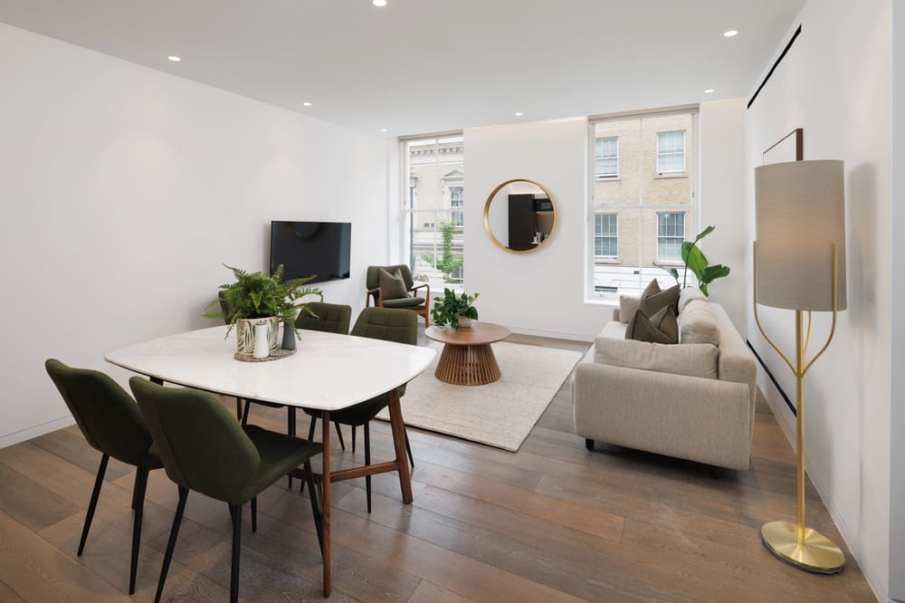 The Seymour Place Apartments, Marylebone: Bedroom in a one-bedroom apartment, photo 1