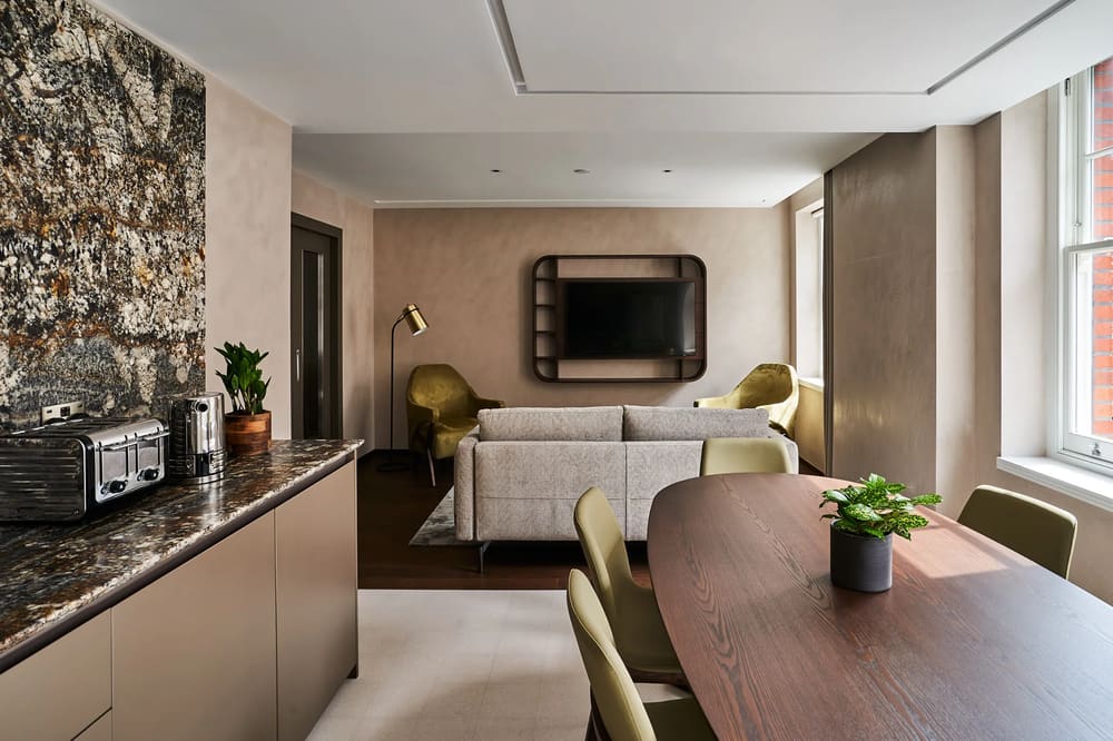 The Fitzrovia Apartments I, Fitzrovia: Bedroom in a three-bedroom apartment, photo 1