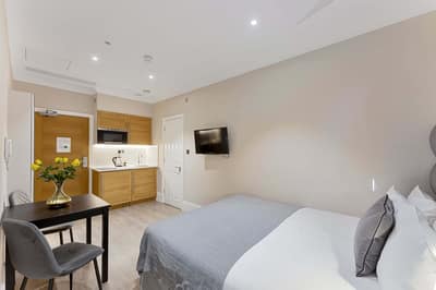 Cleveland Residences Kensington, Earl's Court: Studio with bed and compact kitchenette
