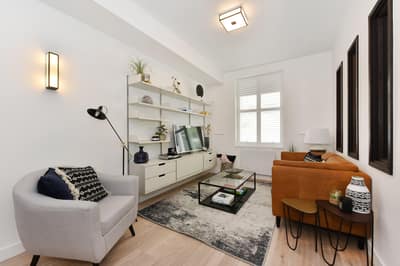 Globe St Christopher’s Place Apartments, Marylebone: Living room with pale sofa and glass table