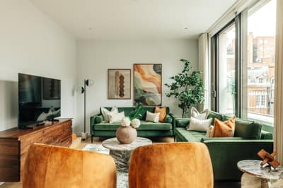 Apartment Three, Three Kings Yard, Mayfair: Living room with seating and dining table