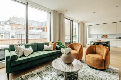 Apartment Three, Three Kings Yard, Mayfair: Living room with seating and dining table