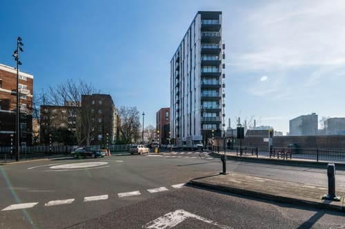 3 bedroom apartment in Pimlico A, Pimlico: Building exterior, photo 4