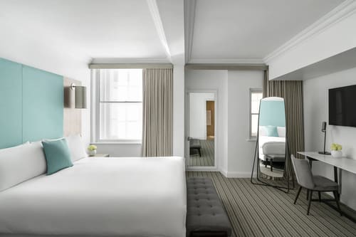 The Hertford Street Apartments, W1J, Mayfair: Master bedroom, photo 3