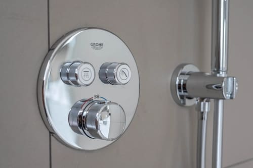 Tower Hill Apartments, East London: Bathroom, photo 8