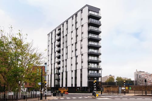3 Bedroom Apartment in Pimlico B, Pimlico: Modern residential tower with balconies