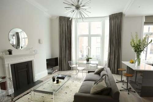 Welbeck Street, Marylebone: Living room, photo 3