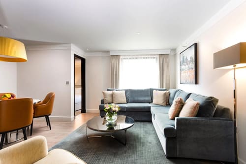 The Basil Street Apartments, Knightsbridge: Bedroom in a one-bedroom apartment, photo 7