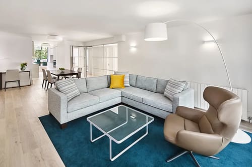 The Brick St Apartments, Mayfair: Living room, photo 9