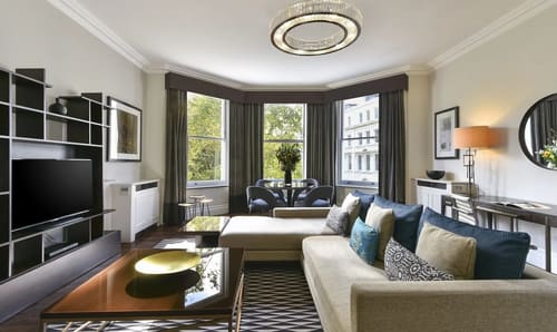 Stanhope Gardens Apartments, Kensington: Bedroom in a two-bedroom apartment, photo 5