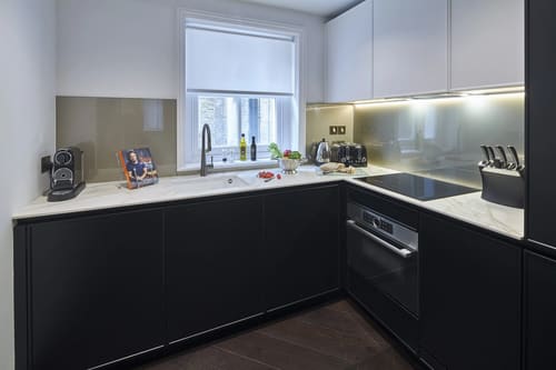 Lexham Gardens, Kensington: Bedroom in a two-bedroom apartment, photo 6