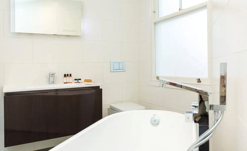 The Leicester Square Apartments, West End: Bedroom in a one-bedroom apartment, photo 5