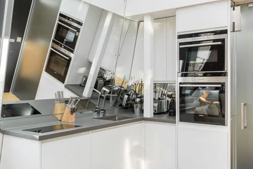One Harrington Gardens, Kensington: Studio, photo 7