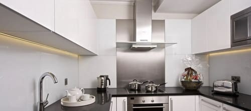 Stanhope Gardens Apartments, Kensington: Kitchen in a one-bedroom apartment, photo 9