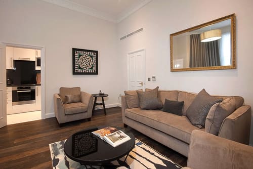 Manson Place, Kensington: Bedroom in a two-bedroom apartment, photo 7