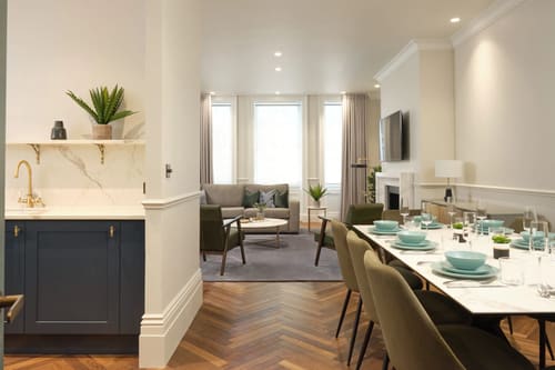 Gilbert Street, W1K, Mayfair: Dining area, photo 7