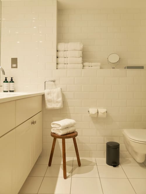 The Little Venice Apartments, Little Venice: Bathroom, photo 4