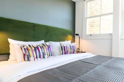 Lancaster Gate Apartments, Paddington: Bedroom in a two-bedroom apartment, photo 3