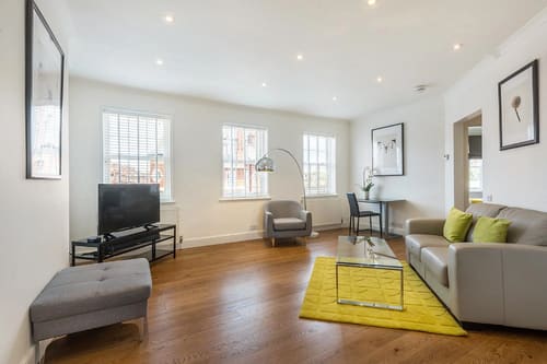 Sloane Avenue Apartments, Chelsea: Living room, photo 9