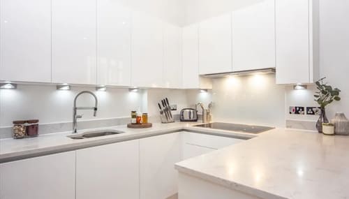 Palace Wharf Apartments, Fulham: Bedroom in a one-bedroom apartment, photo 9