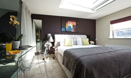 The Bishopsgate Apartments, East London: Bedroom in a two-bedroom apartment, photo 4
