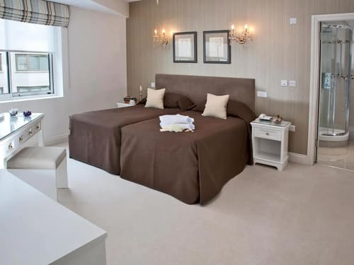Arlington House, Mayfair: Bedroom in a two-bedroom apartment, photo 8