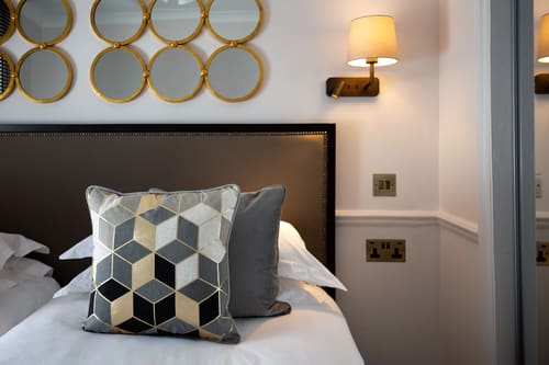 The Collingham Apartments, Kensington: Bedroom, photo 4