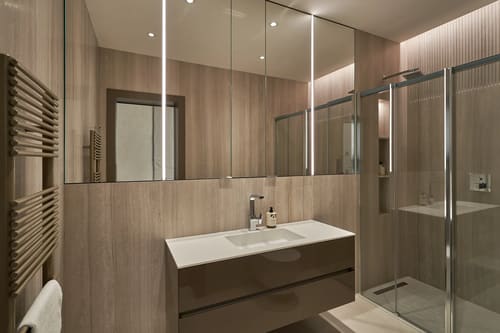 The Fitzrovia Apartments I, Fitzrovia: Bedroom in a three-bedroom apartment, photo 9