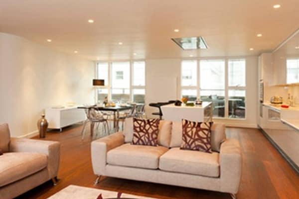 St Martin’s Courtyard Apartments, apartment in Covent Garden