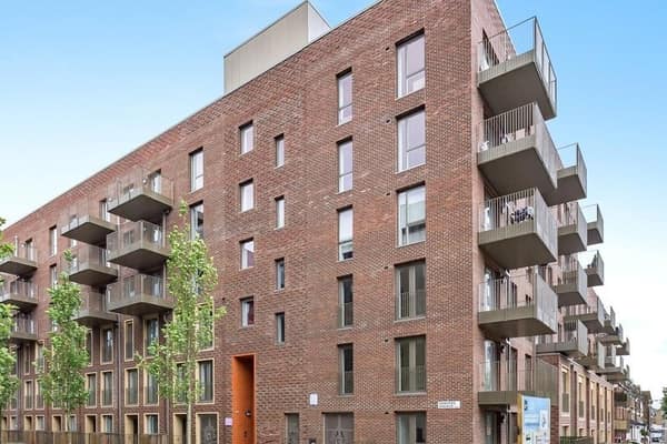 6 On Shoenix, apartment in Battersea
