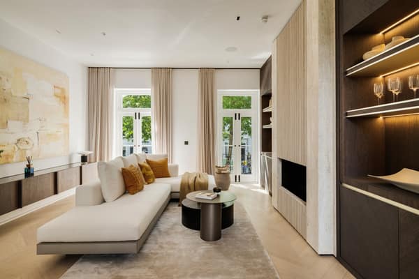 Berkeley Gardens, apartment in Kensington