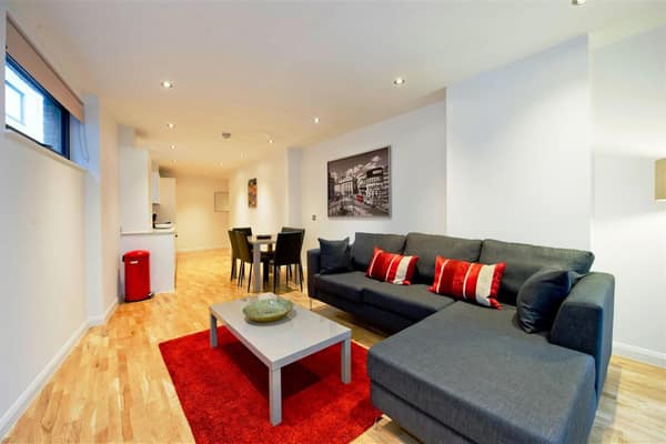 Bridge Apartments, apartment in London Bridge