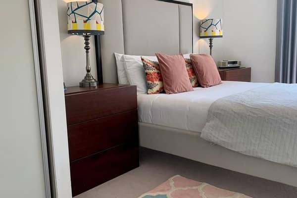 Modern Two Bed Pad, apartment in Battersea