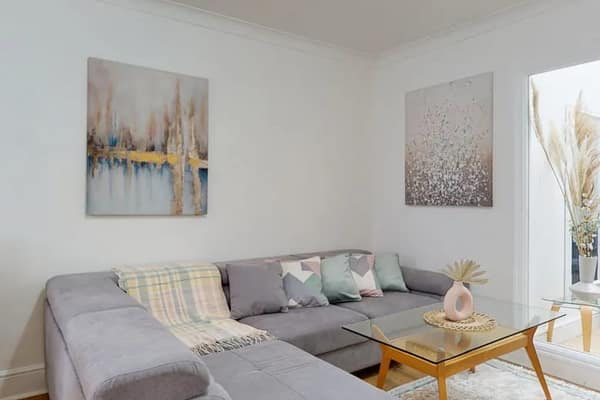34–36 Clarges Street Apartments, apartment in Mayfair