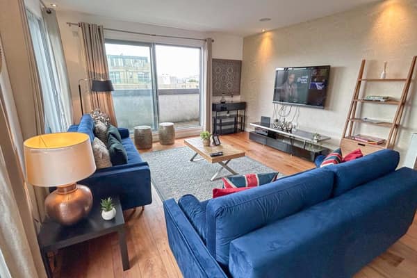 Pentonville Road Three Bedroom Apartment, apartment in King's Cross