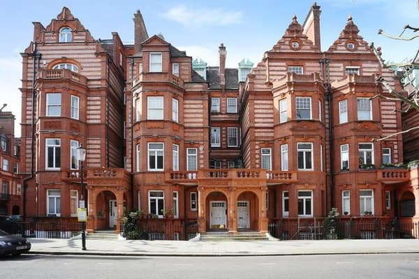 Sloane Gardens One Bedroom Apartment, apartment in Chelsea