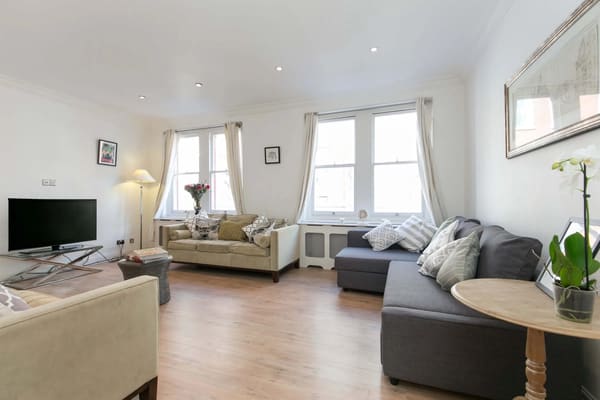 Nassau Street Chic, serviced apartments in Fitzrovia