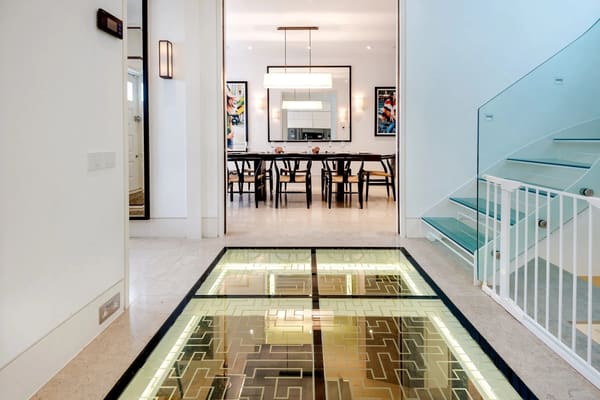 3-bedroom house near High St Kensington, serviced apartments in Kensington