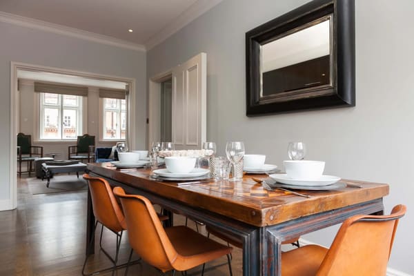 Prime Mayfair 2 bedroom, serviced apartments in Mayfair