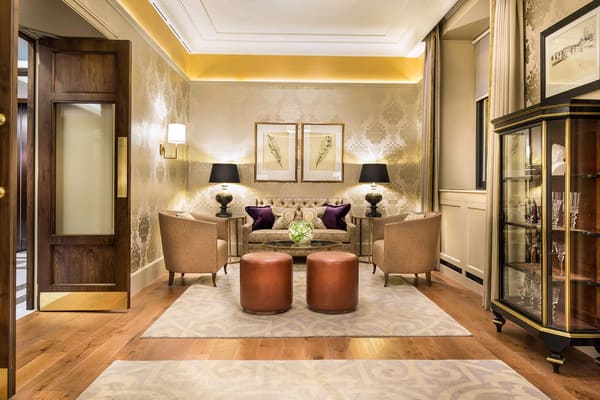 Buckingham Gate, serviced apartments in Pimlico