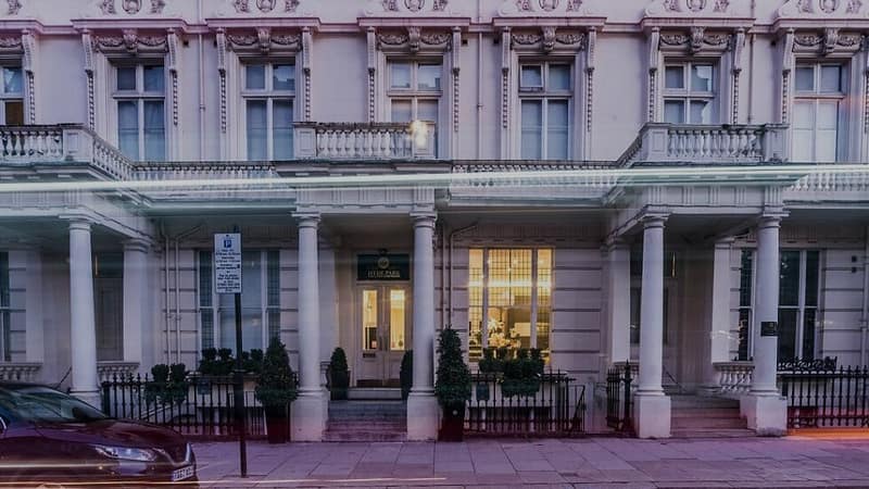 Hyde Park Executive Apartments, Bayswater: White terraced building with columns at the entrance