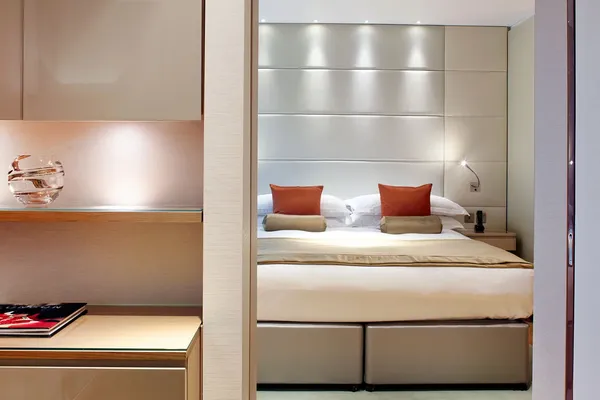 Cheval Three Quays, apartment in City of London